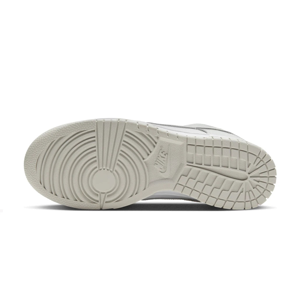 Nike Dunk Low Photon Dust W