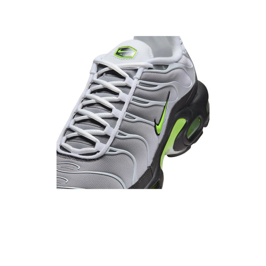 Nike Air Max Plus Neon