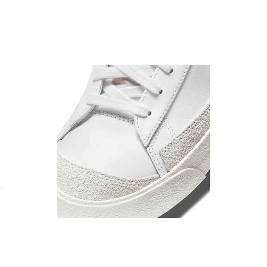 Nike Blazer Mid 77 Vintage White Black W