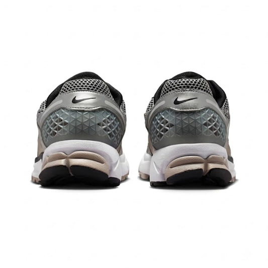 Nike Zoom Vomero 5 College Grey