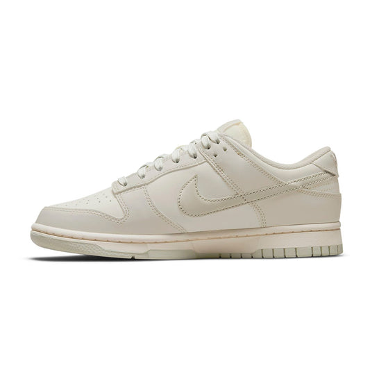 Nike Dunk Low Sail Light Bone W