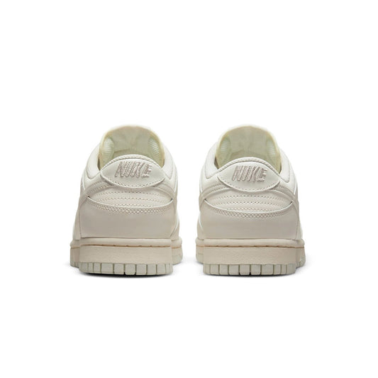 Nike Dunk Low Sail Light Bone W