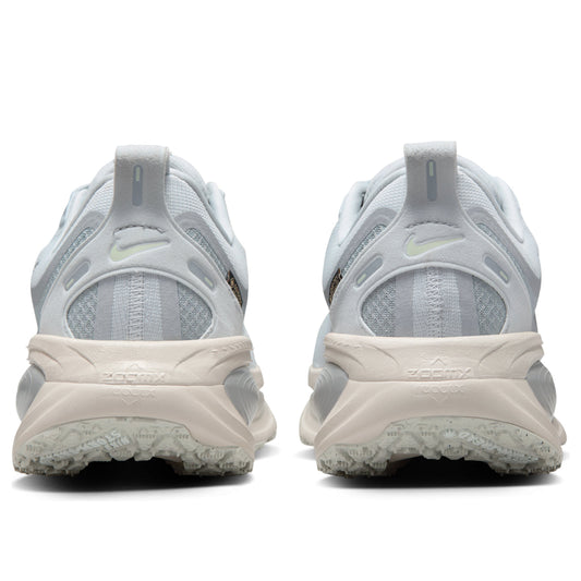 Nike Vomero 18 Gore-Tex Pure Platinum Light Pumice