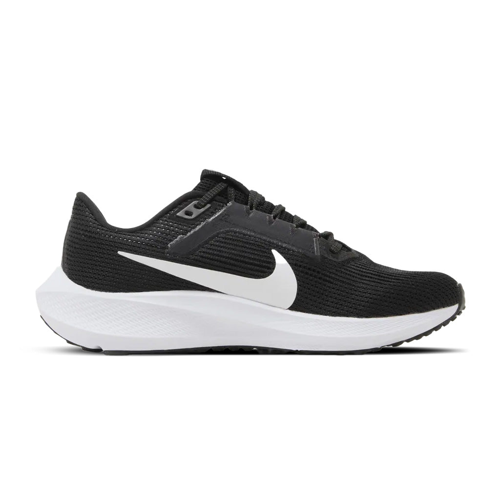 Nike Air Zoom Pegasus 40 Black White W