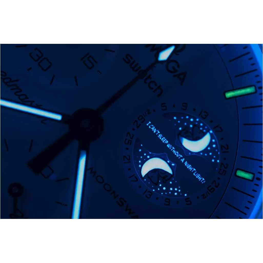 Swatch x Omega Bioceramic Moonswatch Mission To Moonphase Snoopy SO33W700