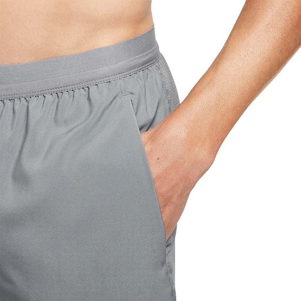 Nike Flex Stride Shorts Smoke Grey 7"