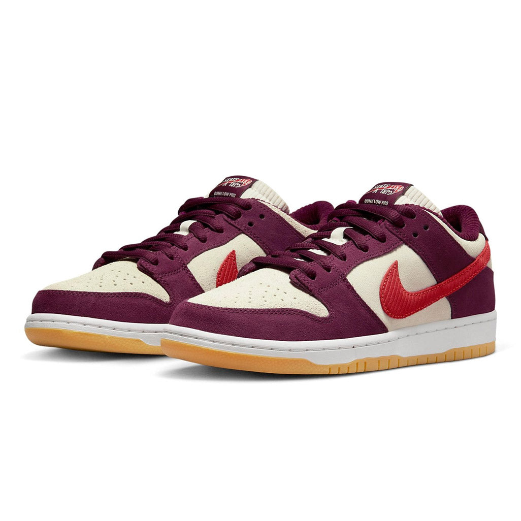 Nike SB Dunk Low Skate Like a Girl