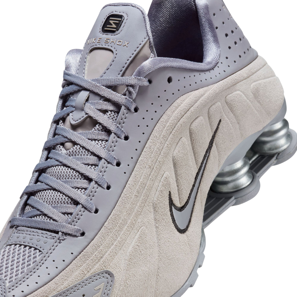 Nike Shox R4 Cement Grey Black W